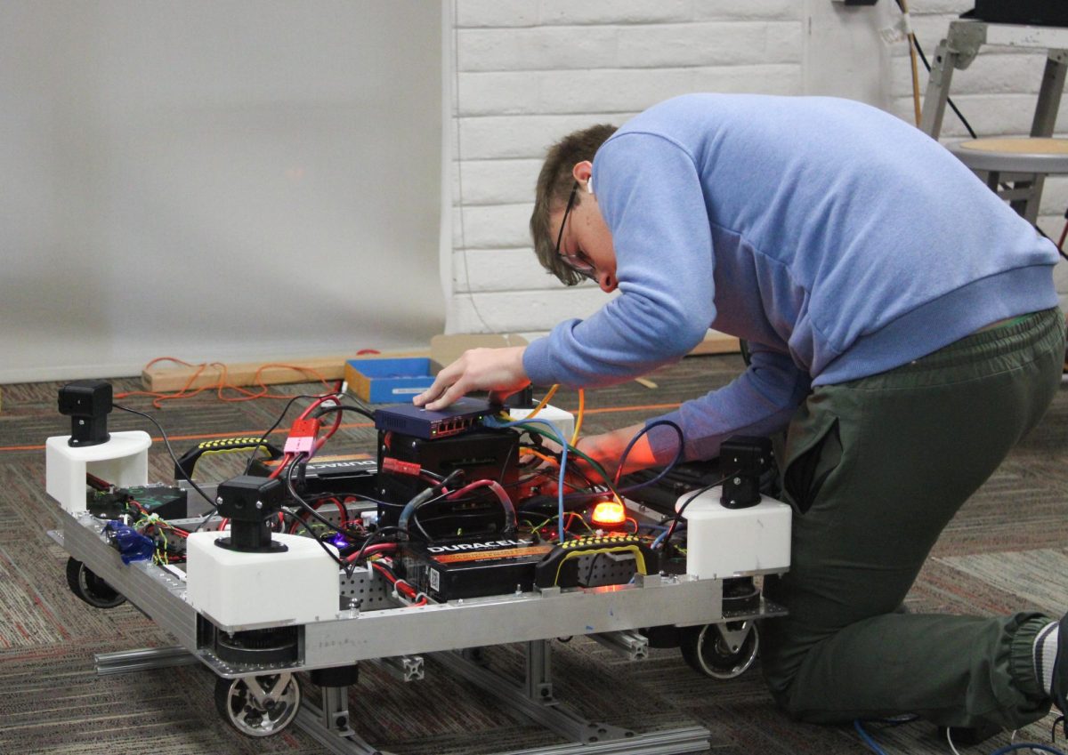 Robotics Team Preps for FIRST Competition